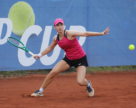 Noelia Manta in Rutesheim