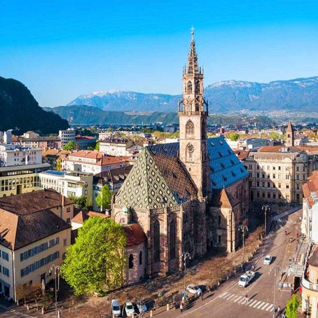 Городской поход по столице итальянского Тироля