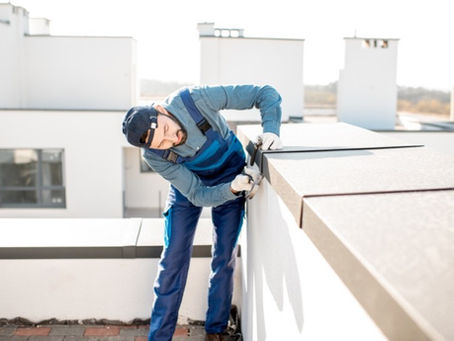 Capeamento deficiente das platibandas de coberturas de edifícios