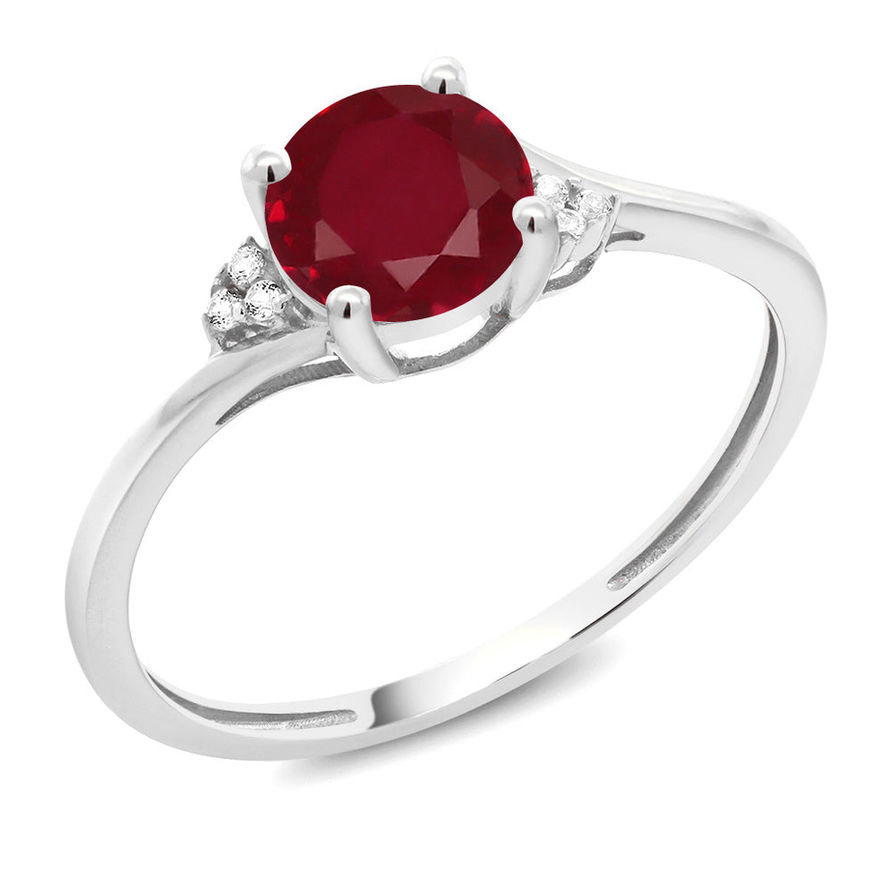 1 CT Round Cut 6mm Natural Ruby Solitaire Ring