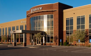 Fairview Health Services eliminará 900 puestos de trabajo y cerrará el Hospital Bethesda de St Paul