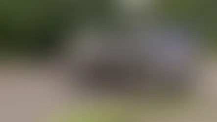 Un coche choca contra una furgoneta canina de la policía de St. Paul y ambos conductores resultan heridos.