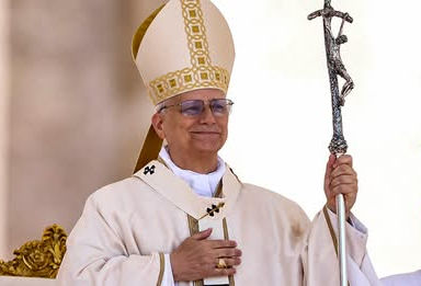 León XIV defiende el matrimonio entre hombre y mujer y critica 'la libertad para quitar la vida'