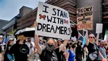 La Administración Trump está pidiendo a los dreamers que se autodeporten
