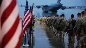 El Pentágono se prepara para “operaciones terrestres” en Irán, señala The Washington Post