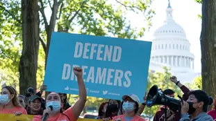 El 94% de ‘dreamers’ con DACA está empleado; han logrado mejor salario y comprado vivienda, revela reporte del CAP