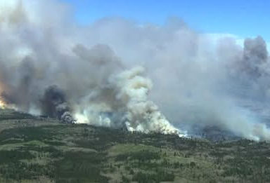 Continúan activos los incendios en Minnesota