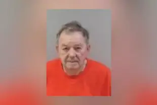 Acusan a un hombre de Minnesota de abusar sexualmente de menores en un campamento