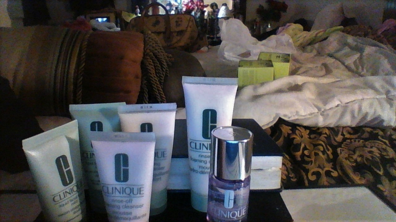 clinique facial cleanser and eye mane remover