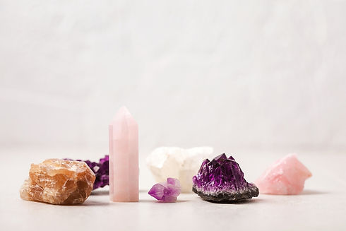 Pierres précieuses pour le bien-être, l’harmonie, la méditation, la relaxation.jpg