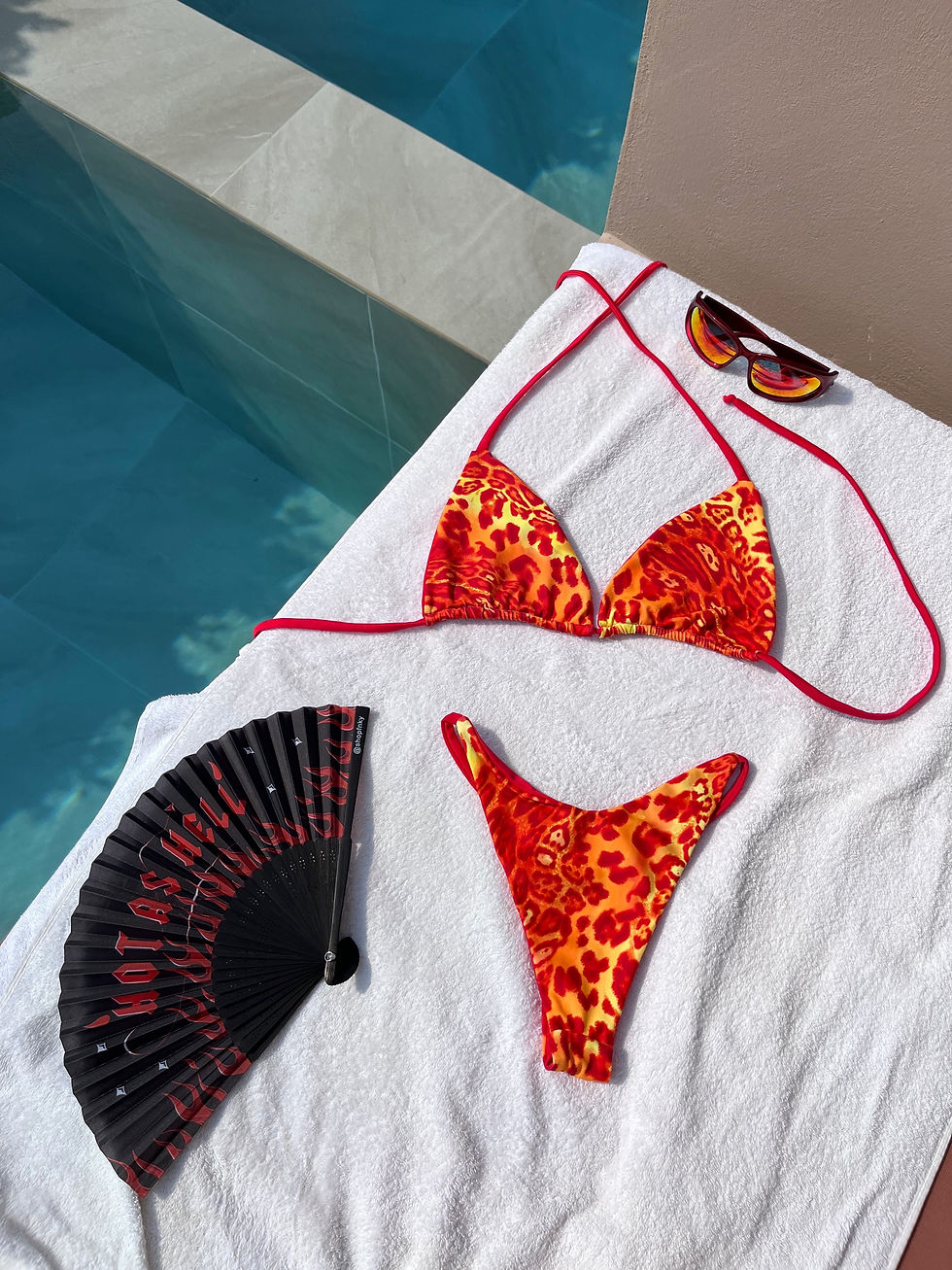Miniatura: Hotter Than Hell FNKY Fan 