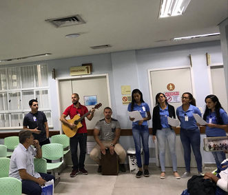 PARAÍBA DO SUL-RJ: Com projeto "O Amor Cura", Associação Mahatma Gandhi leva carinho e con