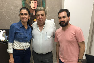 Ótica Kassis sorteia presente do Dia dos Namorados entre colaboradores do Hospital Mahatma Gandhi e