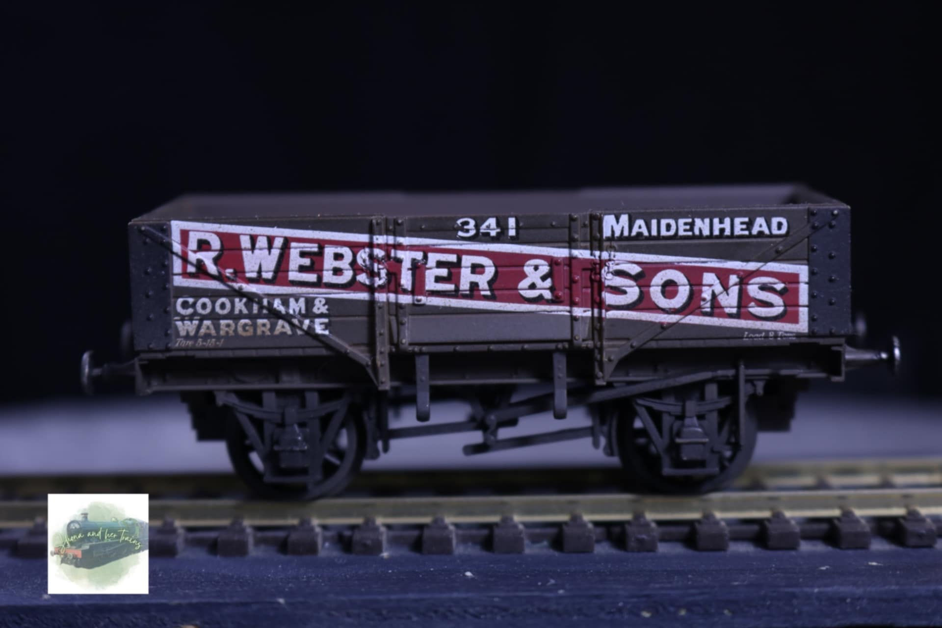 Mainline Weathered 5 plank wagon R Webster & Sons