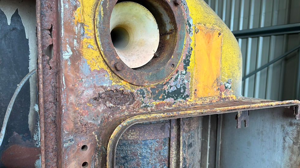 As you can see the area under the horn grill has seen better days, this whole area will be replaced.