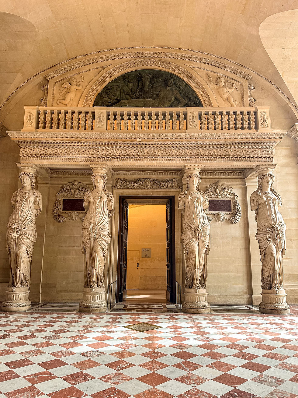 Louvre Müzesi Paris