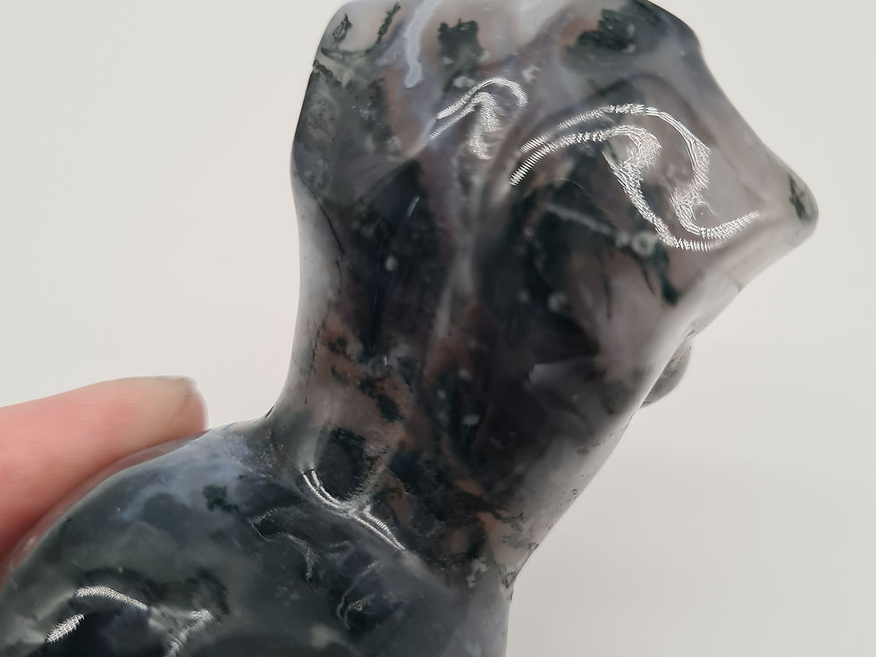Thumbnail: Moss Agate Female Form || 1