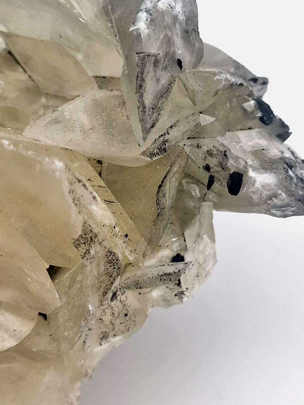 Thumbnail: Raw calcite chunk || 2