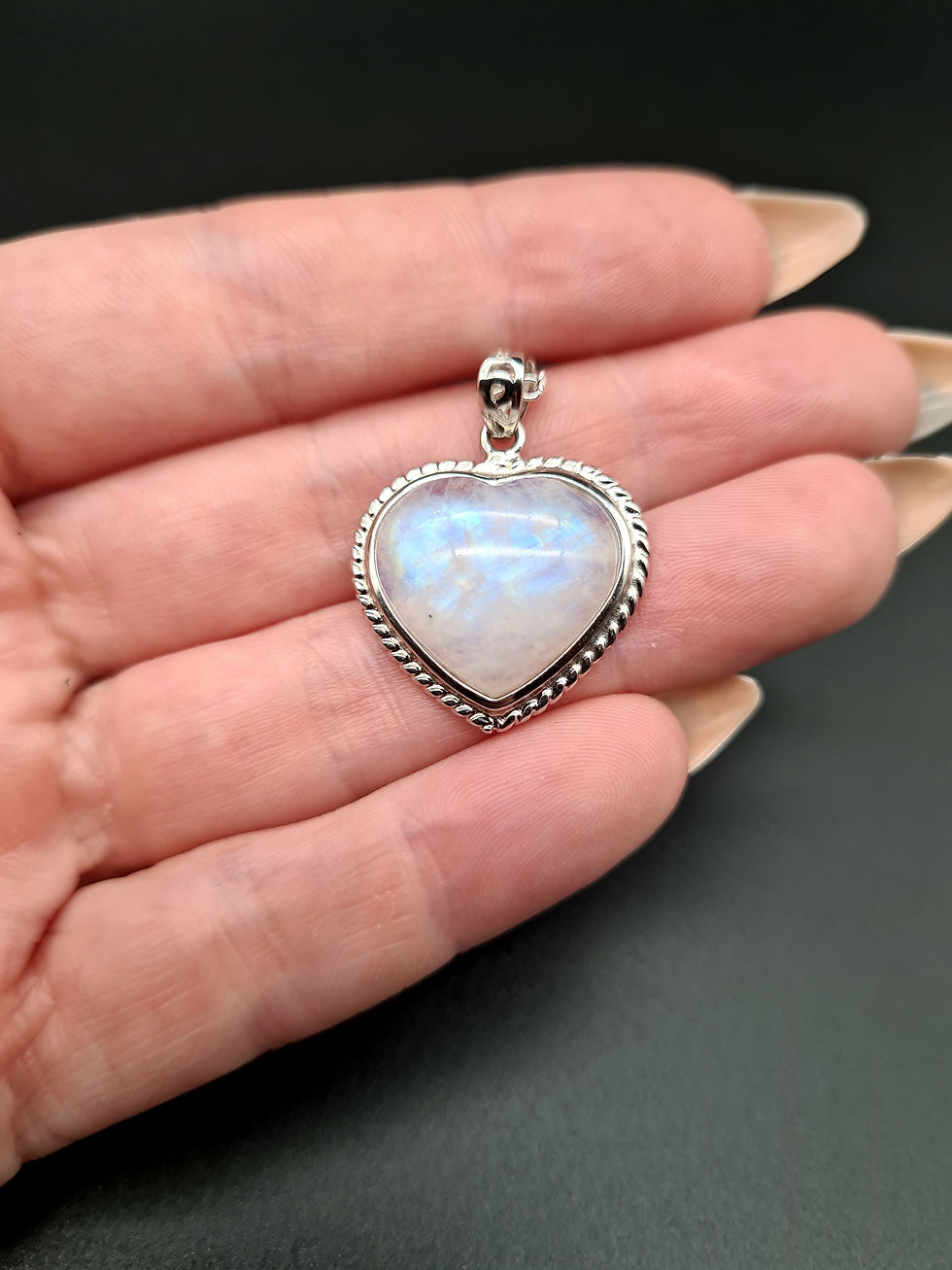 Thumbnail: Chunky Moonstone pendant || 2