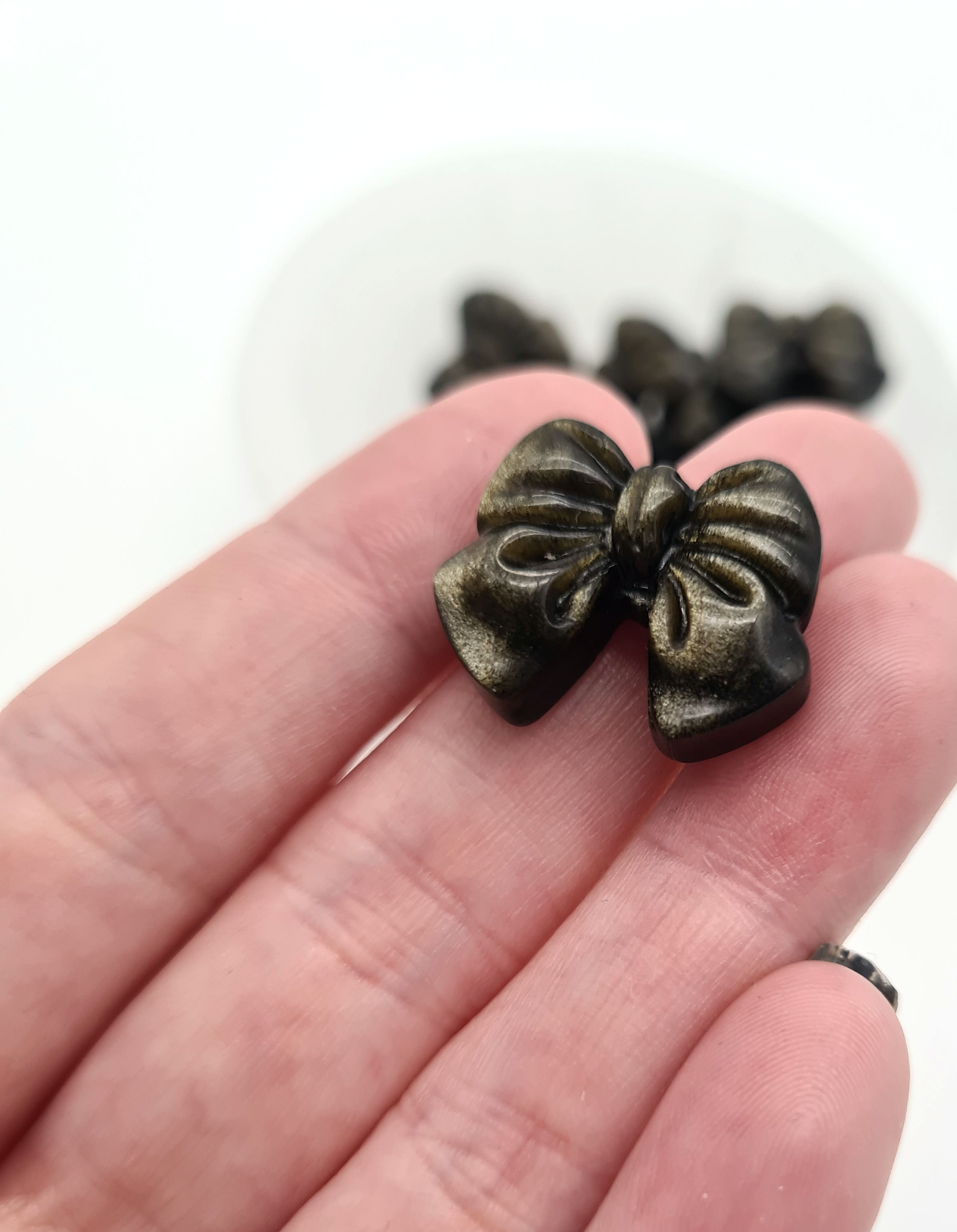 Golden Sheen Obsidian Mini Bow 