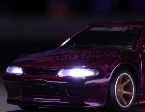 Hot Wheels RC Nissan Skyline R32 Pandem GTR Formula Drift, a