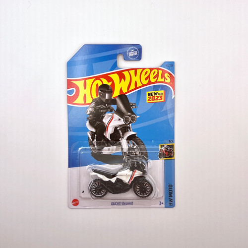 Hot Wheels Ducati DesertX Escala 1:64 – Edición HW Moto 2023 En Blanco, Con Licencia Oficial