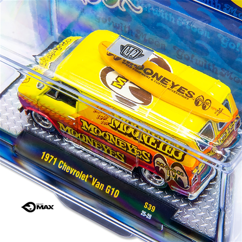M2 Machines Mooneyes Vanning a Go, Go! Chevy 1971 Van G10. 75th