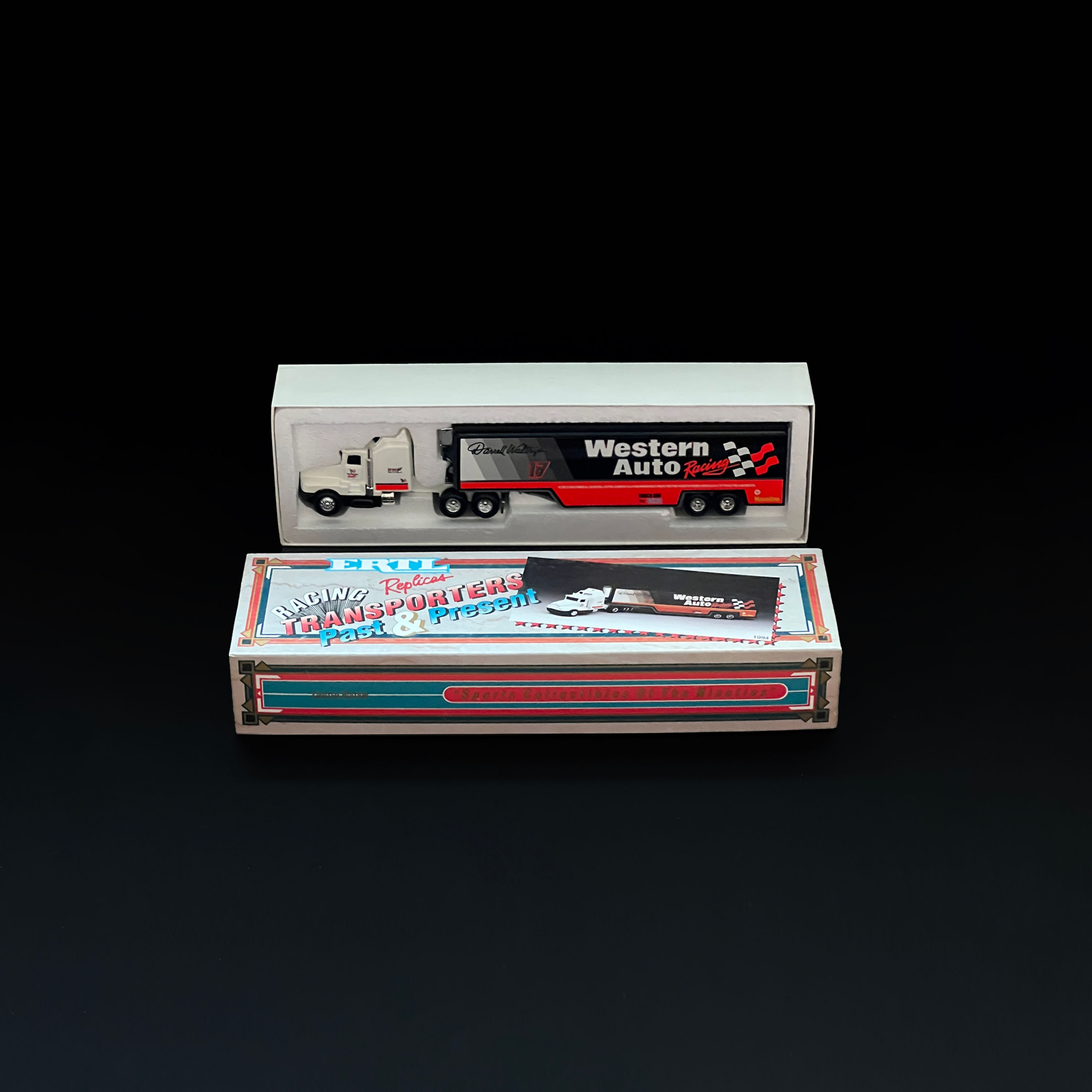 ERTL Limited Ed. Racing Replicas Transporter ’94 Western Auto #17 Darrel Waltrip