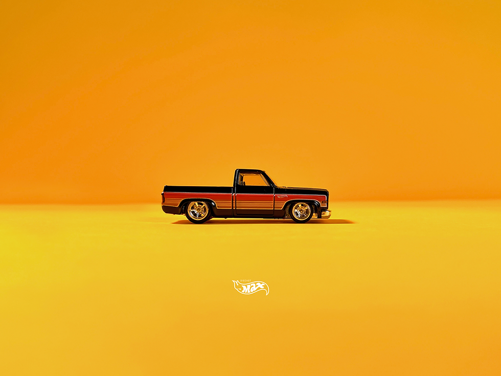 Miniatura: Hot Wheels ’83 Silverado HW Slammed #1/5. 2023. STH Tribute