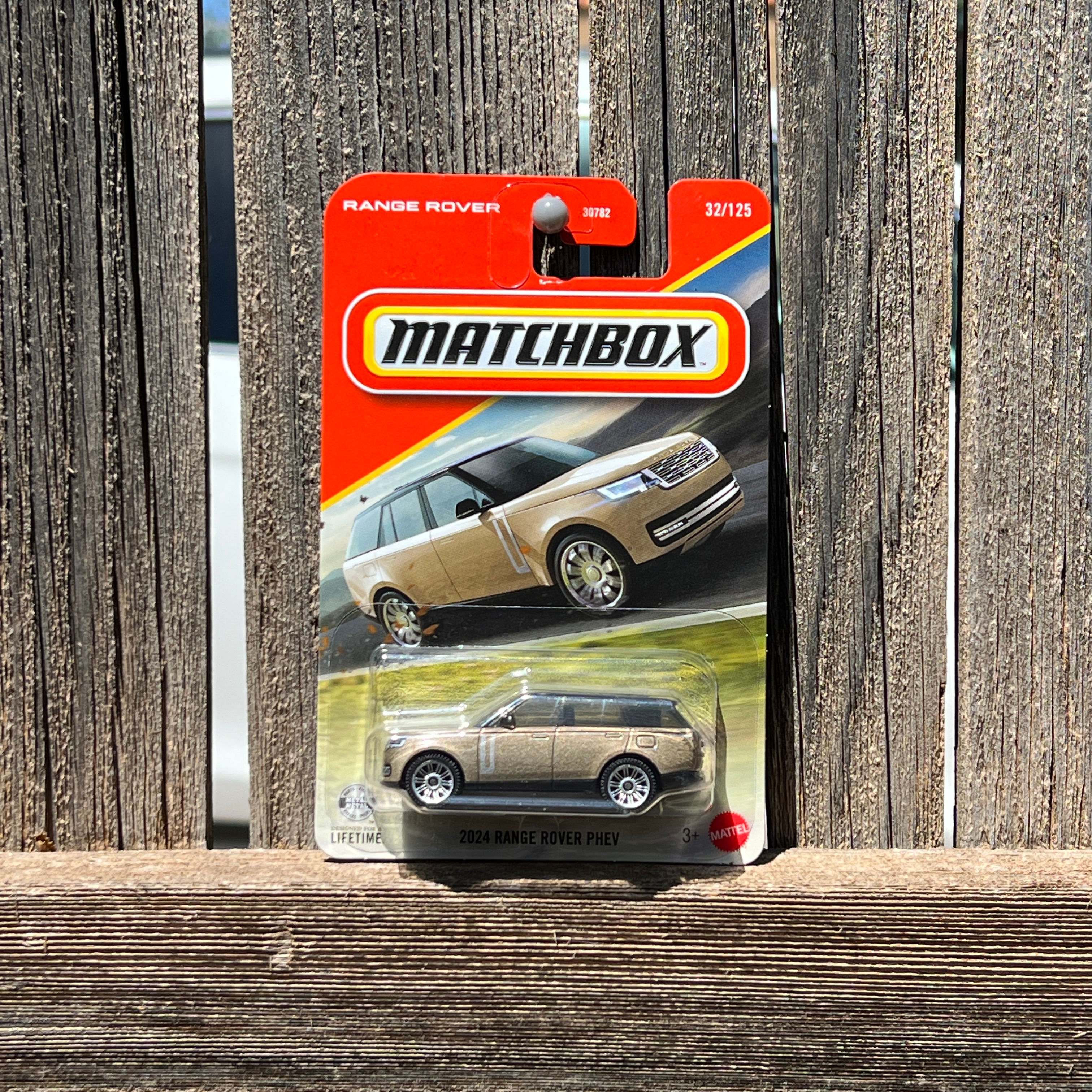Matchbox 2024 Range Rover PHEV SUV