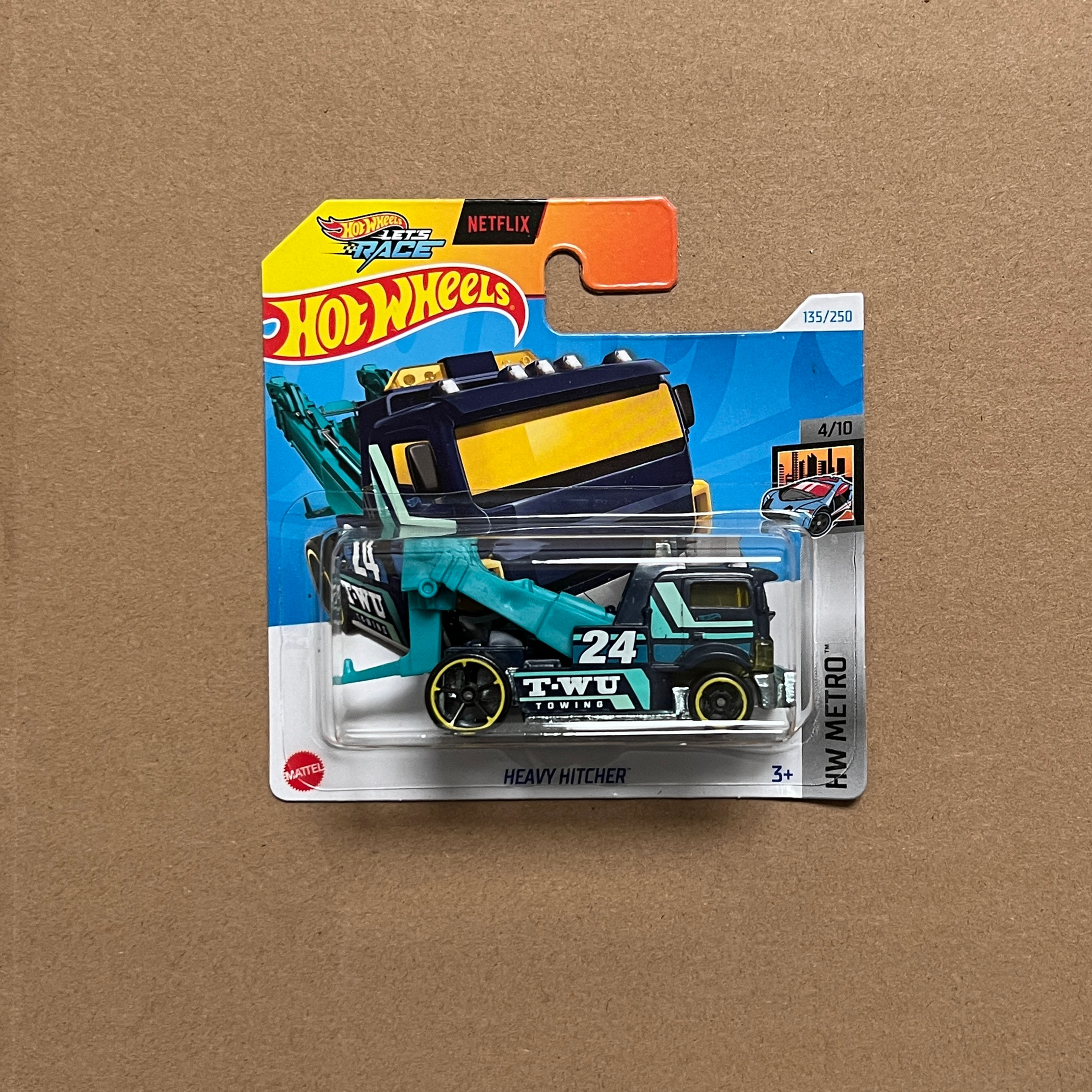 Hot Wheels Mainline Netflix Lets Race Heavy Hitcher. HW Metro #4/10 | Diecast Max Tienda en Linea Mexico