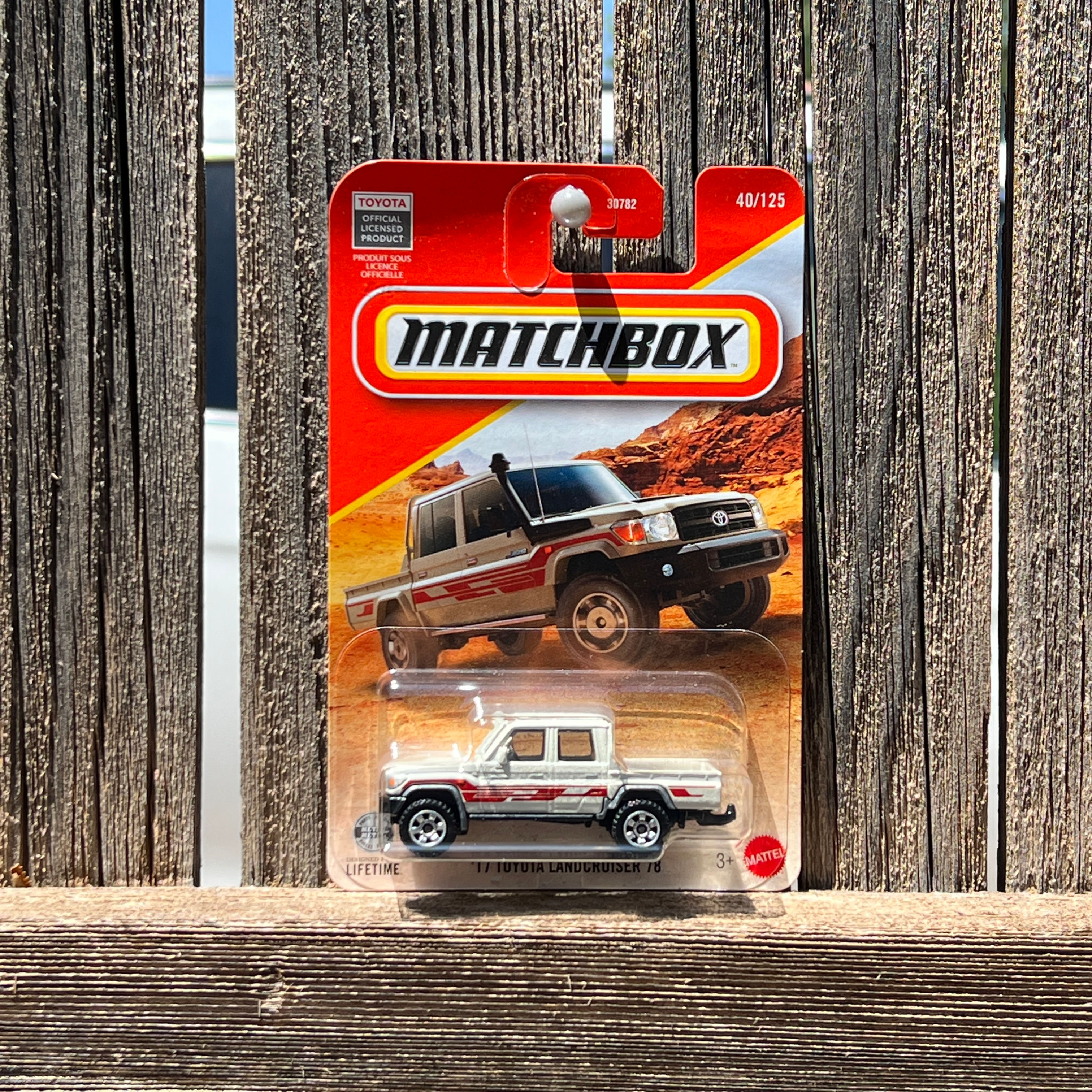 Matchbox Mainline '17 Toyota Land Cruiser 78 (Landcruiser)