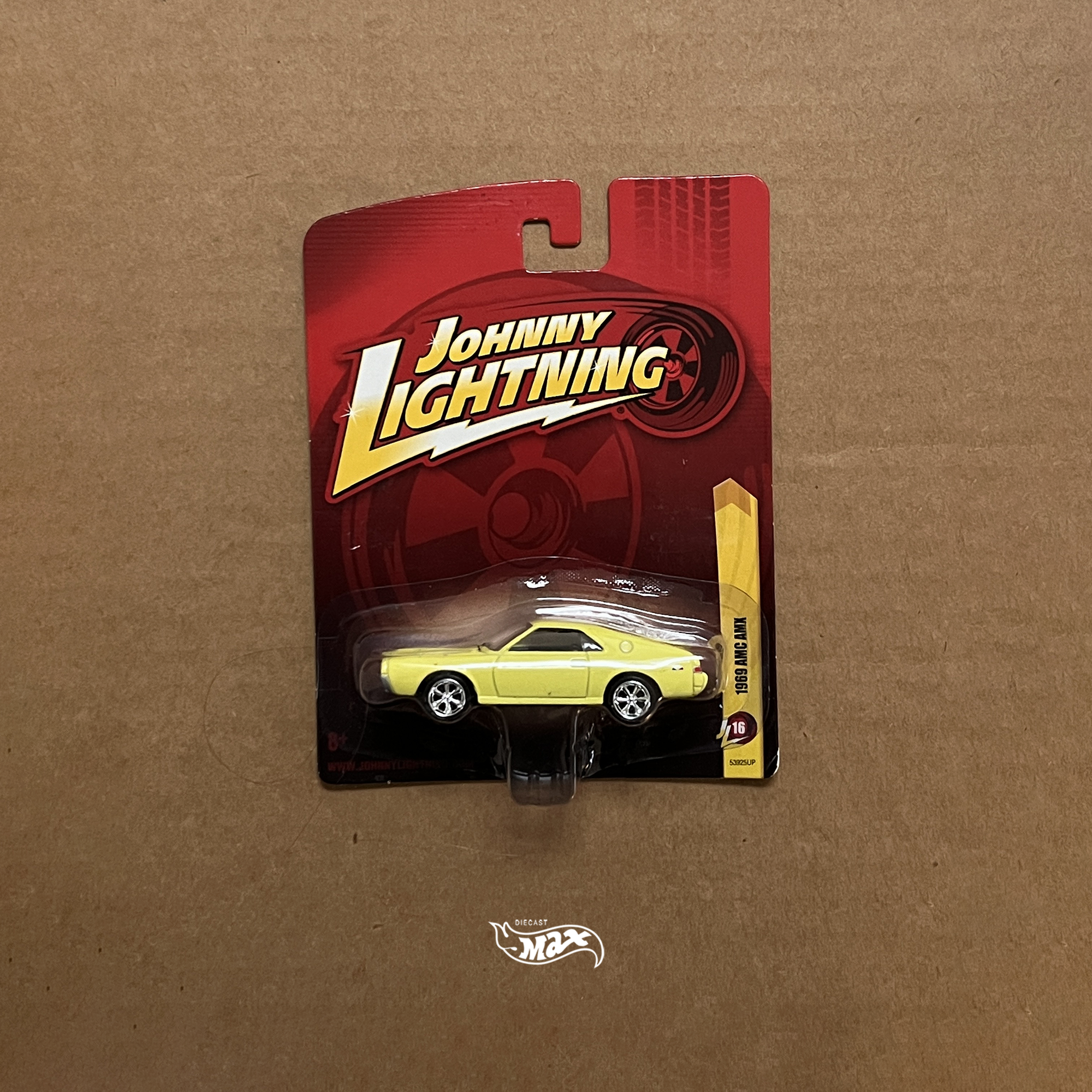 Johnny LightningVintage Small Card Era 1969 AMC AMX Javelin R16