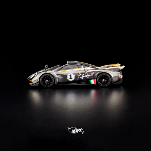 Hot Wheels RLC Exclusive '21 Pagani Huayra R | Diecast Max