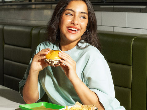 2023.06.04 Arnies05215 02 copy