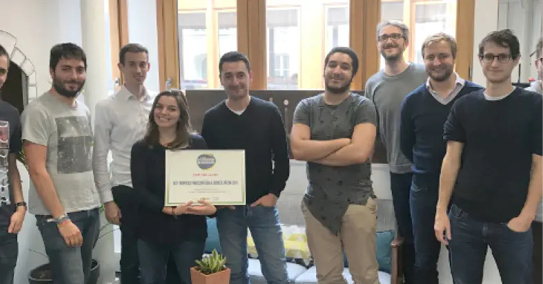 l equipe cap collectif vien de recevoir son trophee de la concertation democratique