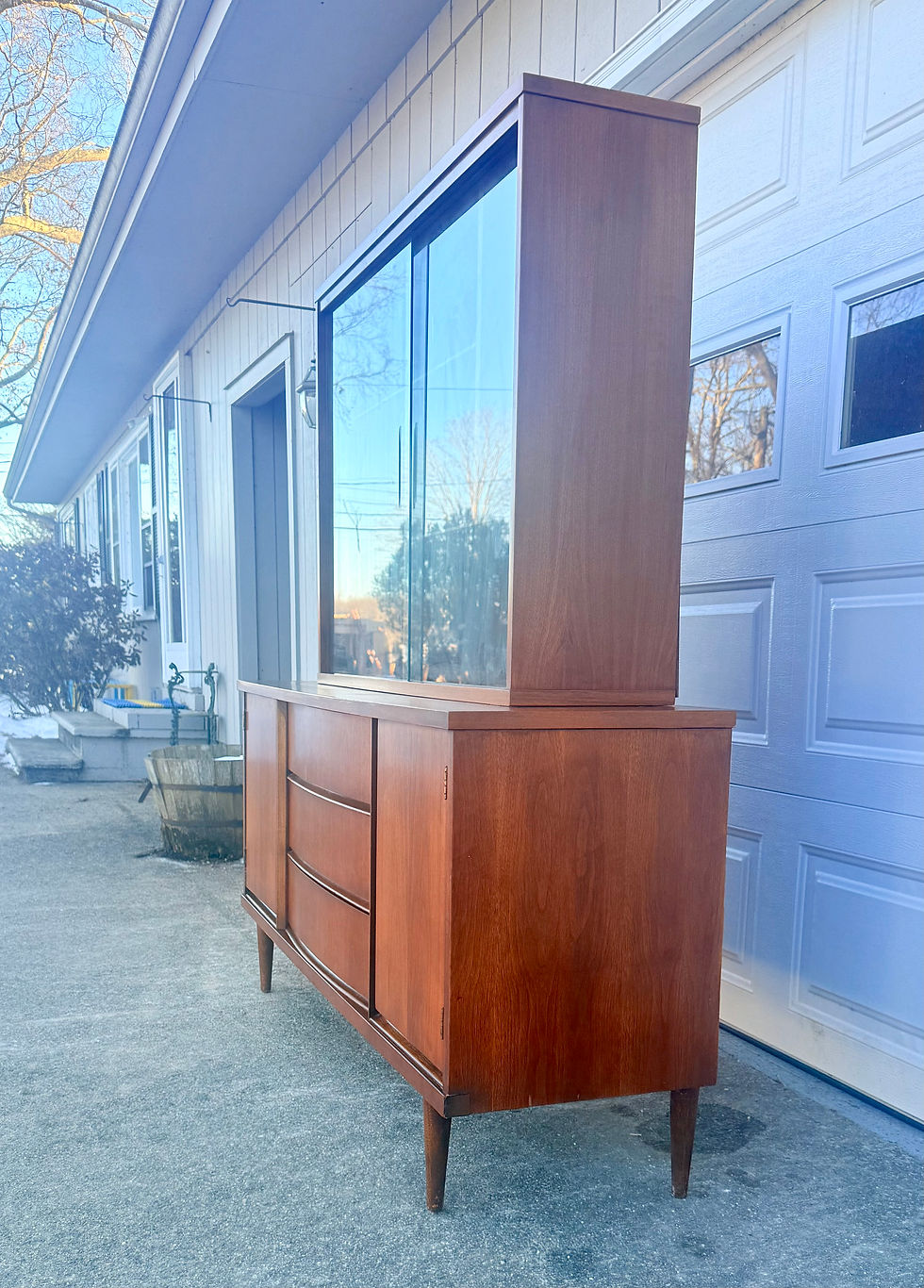 Thumbnail: Mid Century Modern Bassett Tempo 2-Piece Hutch