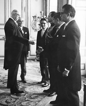 Syed Waliullah with Général de Gaulle