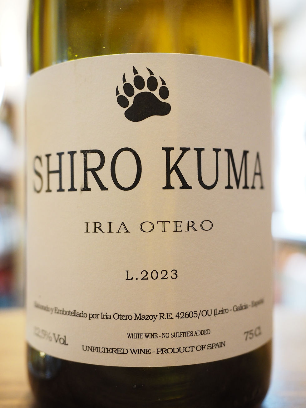 イリア・オテロ・マソイ 『SHIRO KUMA〜シロクマ』
スペインの自然派ワイン