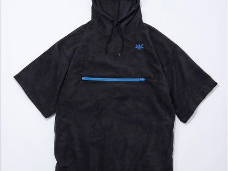 パッカブルポンチョ