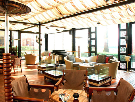 Çırağan Palace Kempinski Le Fumoir Bar