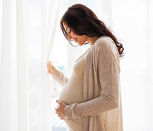 Do-Women-Have-a-Choice-in-Their-Pregnancy-Care-International-Womens-Day-2022-Banner-update