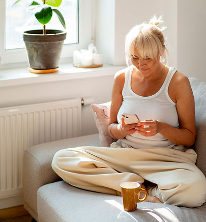 full-shot-woman-chilling-home.jpg
