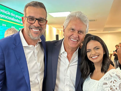 Renato e Igara de Castro participam de lançamento do programa Equipa Social, ao lado de Ronaldo Caiado