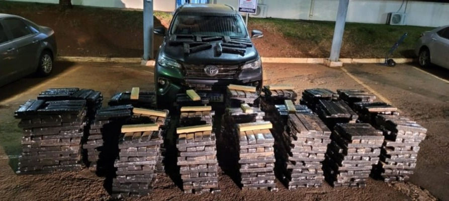 Em trabalho conjunto, Polícia Militar e Polícia Federal apreendem 1,5 tonelada de maconha em Goiás
