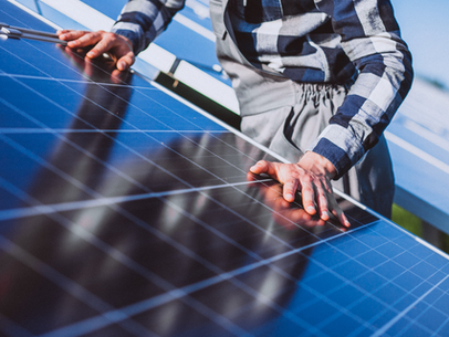Número de empregos em energia solar térmica deve crescer 22% em 2022