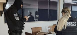 PC cumpre mandados contra associação criminosa por invadir sistemas e falsificar documentos