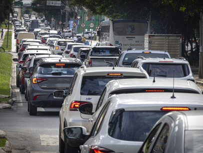Motoristas de 40 municípios passam a ter desconto em multas