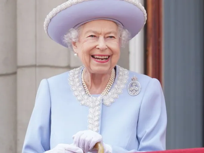 Britânicos celebram 70 anos de reinado da Rainha Elizabeth