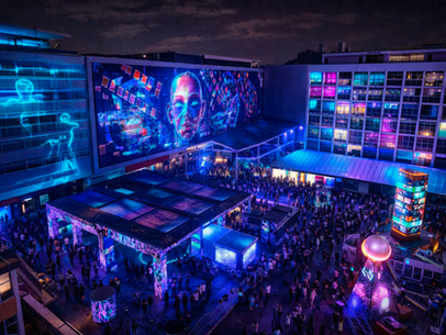 Festival RISCO transforma o CONIC em polo de arte digital às vésperas do aniversário de Brasília